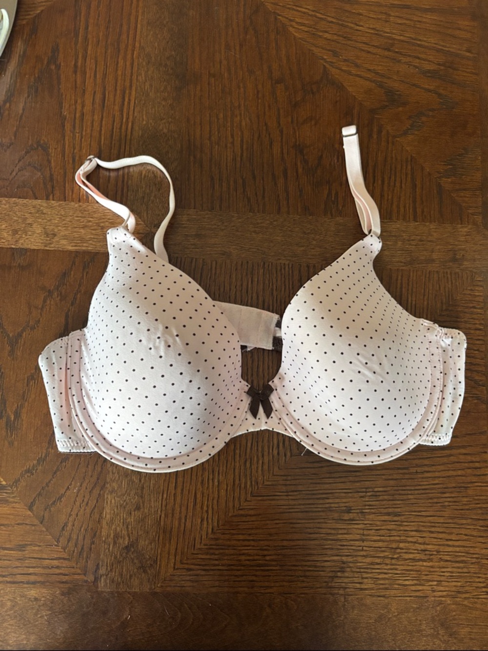Maidenform Light Pink Polka Dot T-Shirt Bra with Light Support size 34C